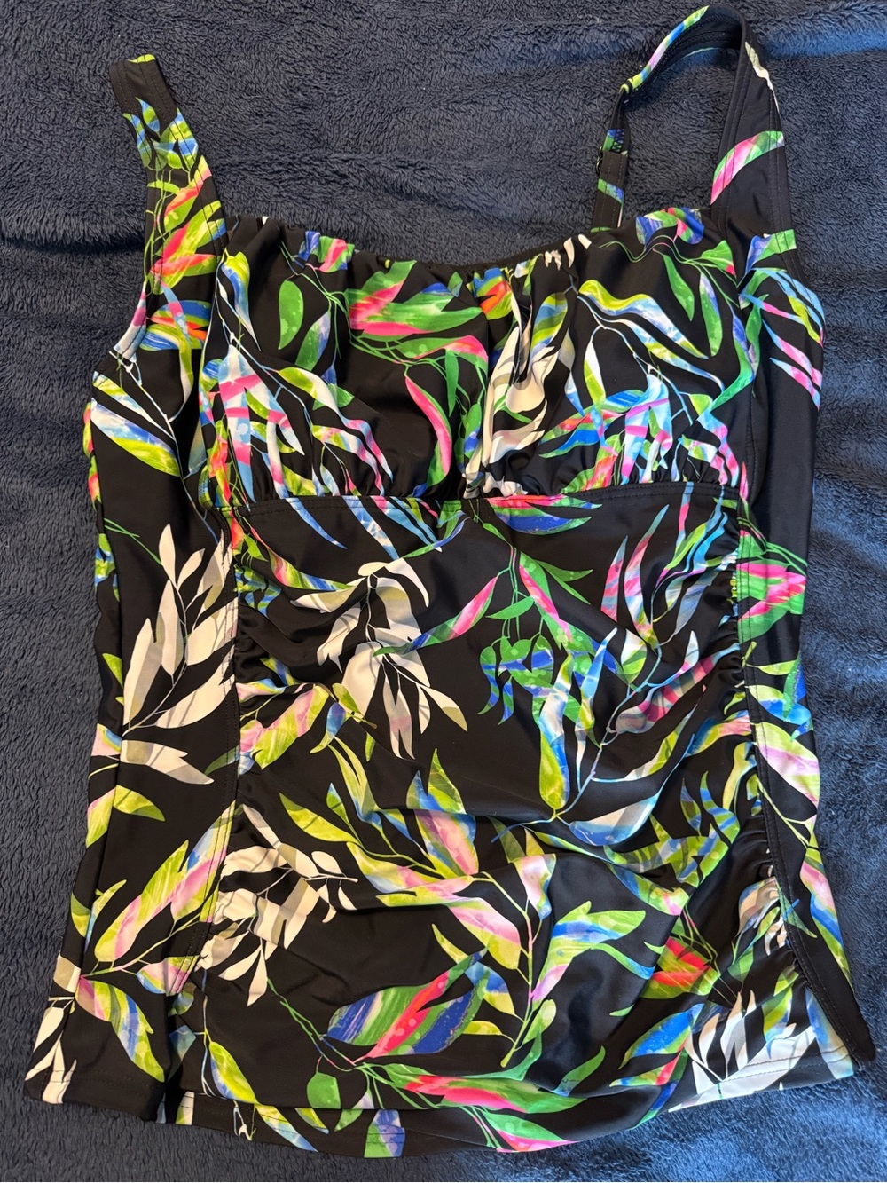 VENUS Black Tropical Print Tankini with Multicolor Leaf Pattern - Picture 5 of 9
